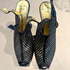 giuseppe zanotti black & gold heels